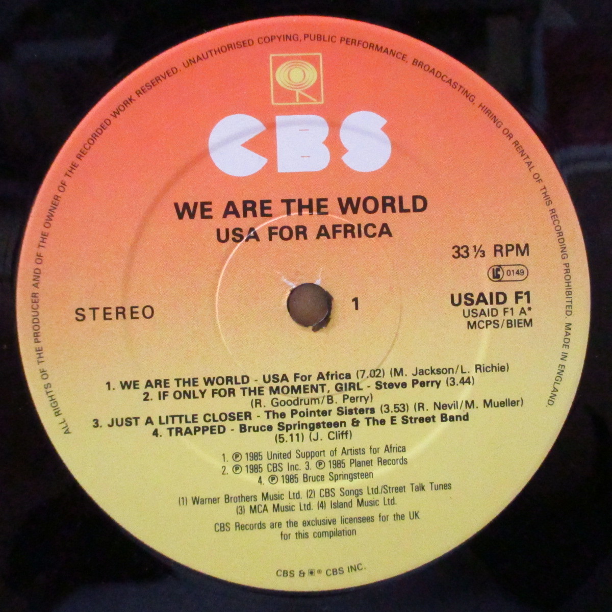 USA FOR AFRICA (USA・フォー・アフリカ)-We Are The World (UK オリジナル LP+インサート/光沢見開きジャケ_画像3