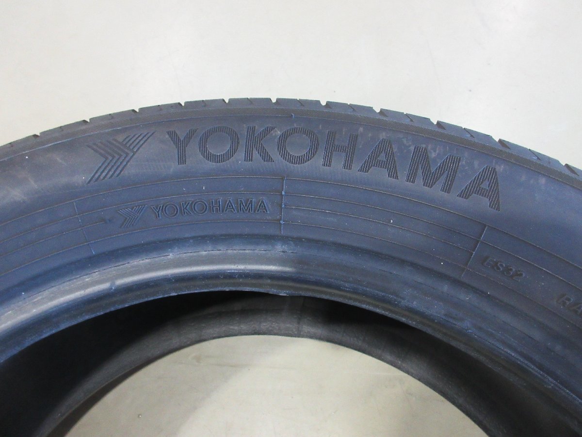 (R06/01/11) Φ 16インチ / タイヤ / ヨコハマ / ブルーアース / ES32 / 195/55R16 87V / 2本 / 中古 / 2022年製造_画像2