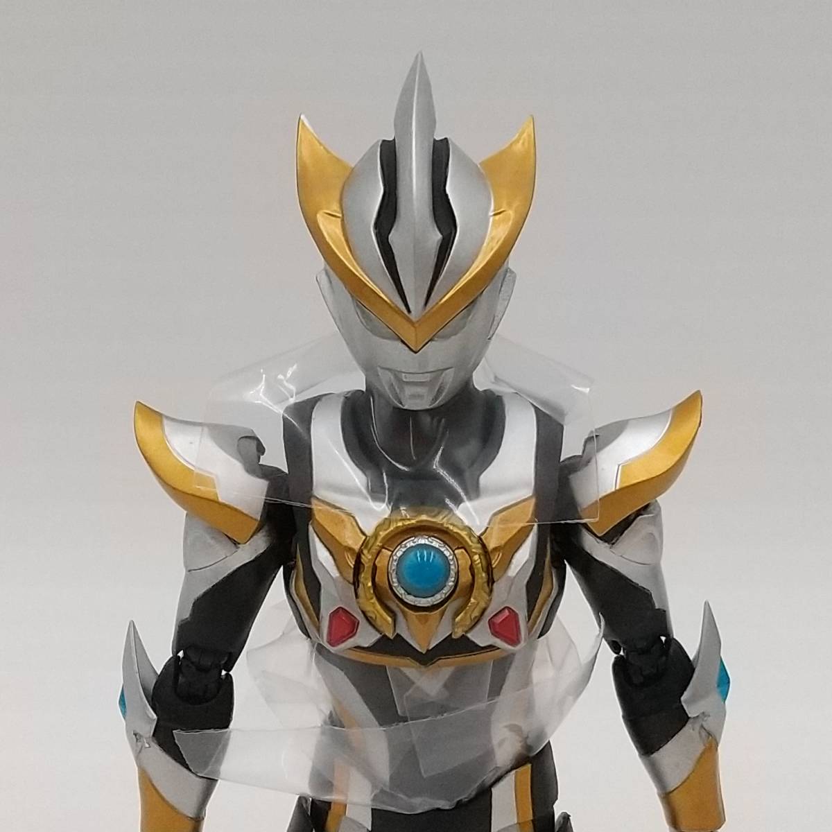 玩R39 フィギュア【輸送箱付】S.H.フィギュアーツ ウルトラマンルーブ「ウルトラマンR/B」バンダイ 魂ウェブ商店_画像4