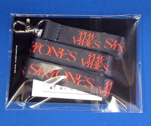 SixTONES／THE VIBES★初回盤B(CD+Blu-ray)★ネックストラップ付★未開封新品★_ネックストラップ