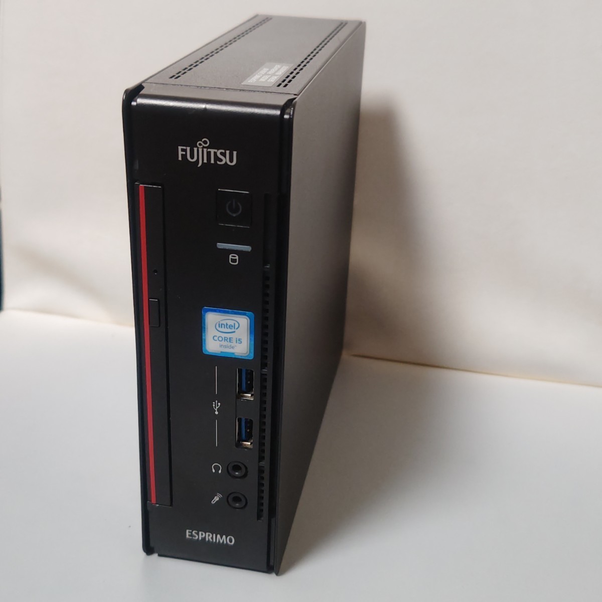 送料込・ジャンク品】FUJITSU ESPRIMO Q556/M (FMVB0402R) CPU 送料込・ジャンク品】FUJITSU ESPRIMO Q556/M (FMVB0402R) CPU