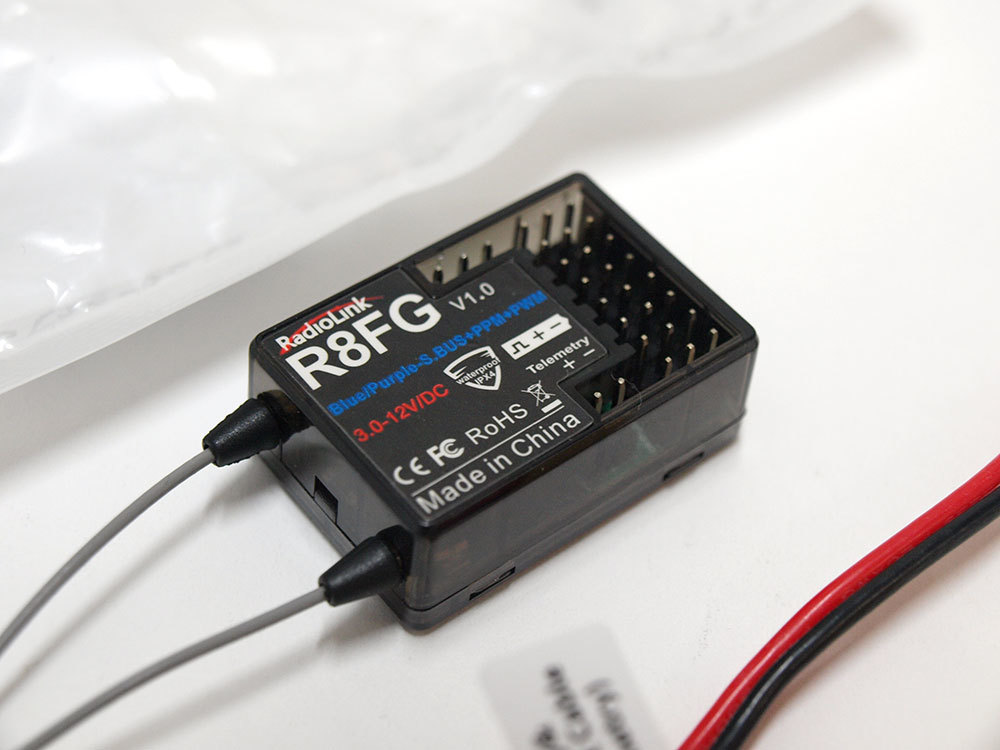 【M1197】Radiolink R8FG 受信機 使用歴不明 動作未確認（V1.0 RC ラジコン RX レシーバー スペア N002）_画像2