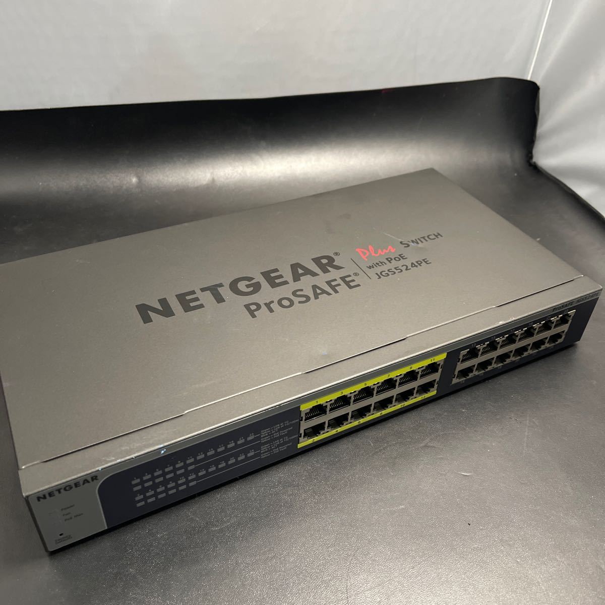 「2FS415」NETGEAR Prosafe Plus Switch with PoE JGS524PE_画像1