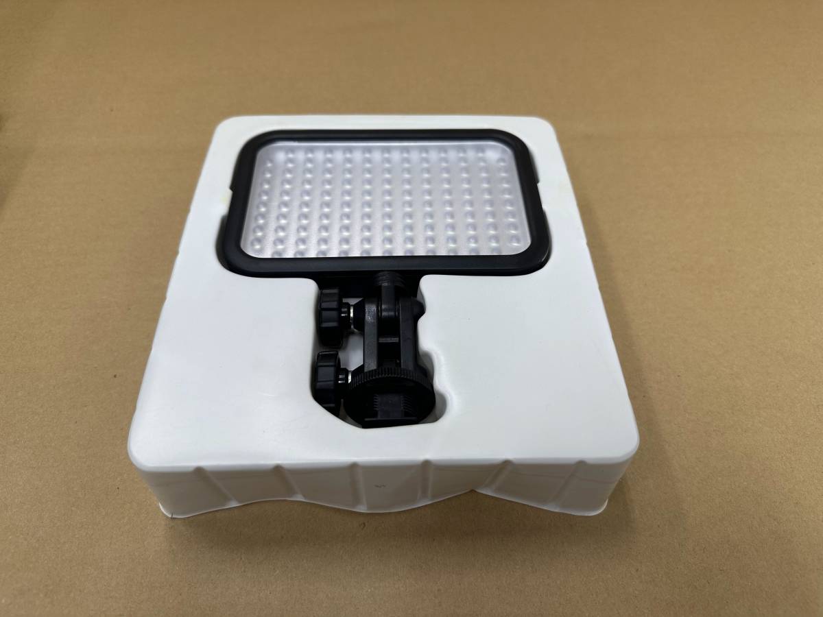 【送料無料】GODOX ゴドックス LED126 LEDビデオライト_画像4