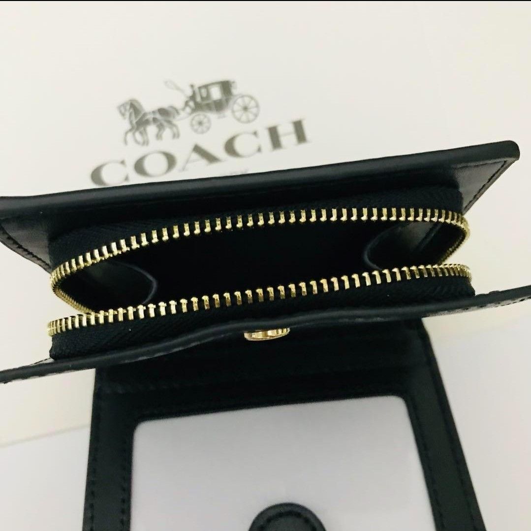 COACH コーチ 二つ折り財布 レディースのミッドナイト色新品財布 COACH コーチ 二つ折り財布 レディースのミッドナイト色新品財布