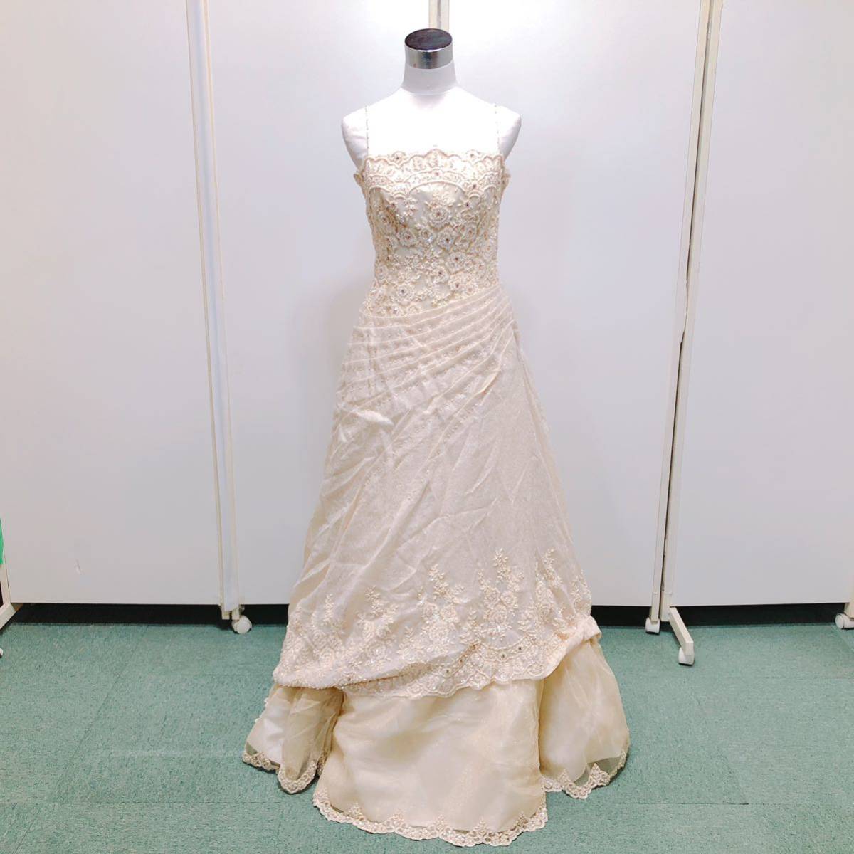 83【中古】Wedding Dress COLOR DRESS ウェディングドレス カラードレス FM001 ベージュ 11-13TT フラワーモチーフ ビジュー レース 現状品_画像1