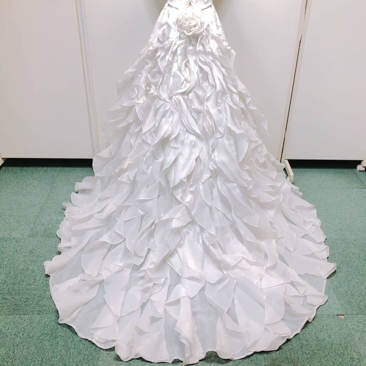 93【中古】Wedding Dress COLOR DRESS ウェディングドレス カラードレス FX312 オフホワイト 7-11T フラワモチーフ 刺繍 ビジュー 現状品_画像8