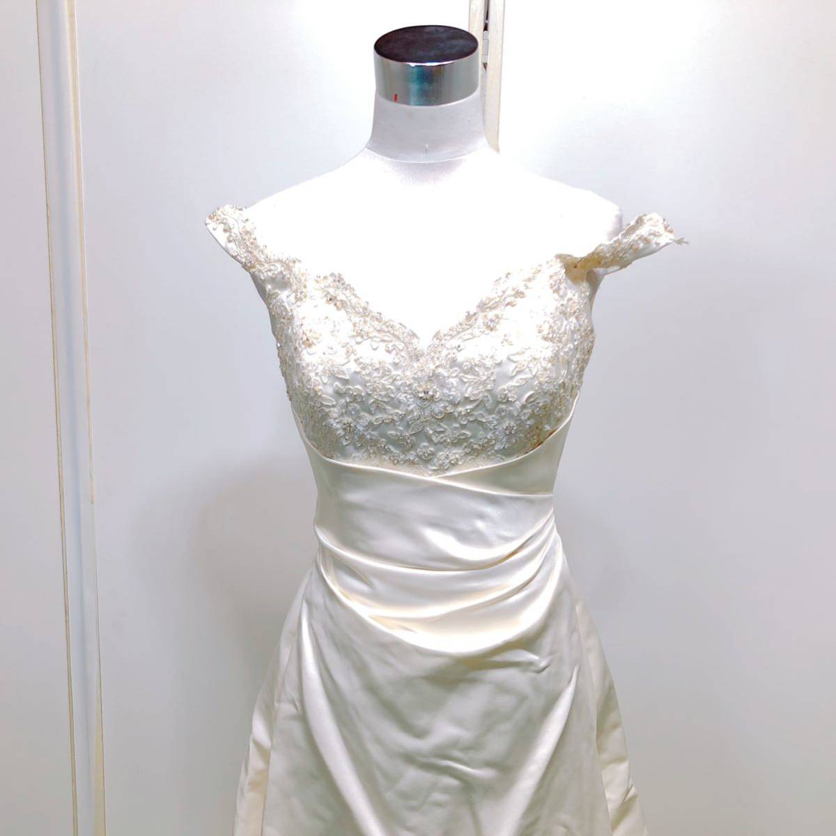94【中古】Wedding Dress COLOR DRESS ウェディングドレス カラードレス FX987 アイボリー 10T フラワモチーフ 刺繍 ビジュー 現状品_画像3