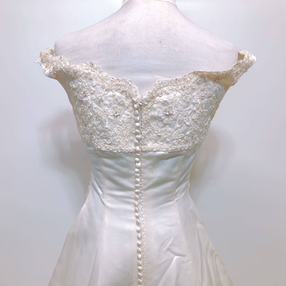 94【中古】Wedding Dress COLOR DRESS ウェディングドレス カラードレス FX987 アイボリー 10T フラワモチーフ 刺繍 ビジュー 現状品_画像6