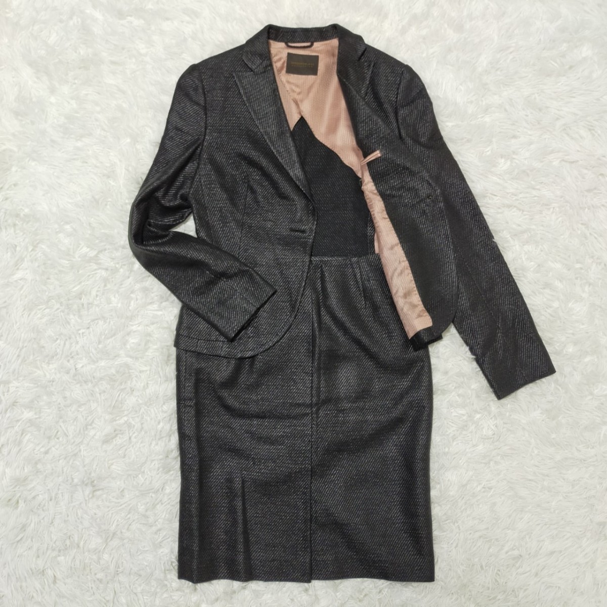 極美品　TOMORROWLAND　トゥモローランド　コレクション　スカートスーツ　セットアップ　上下サイズ違い　M　S　ブラック　ピンク