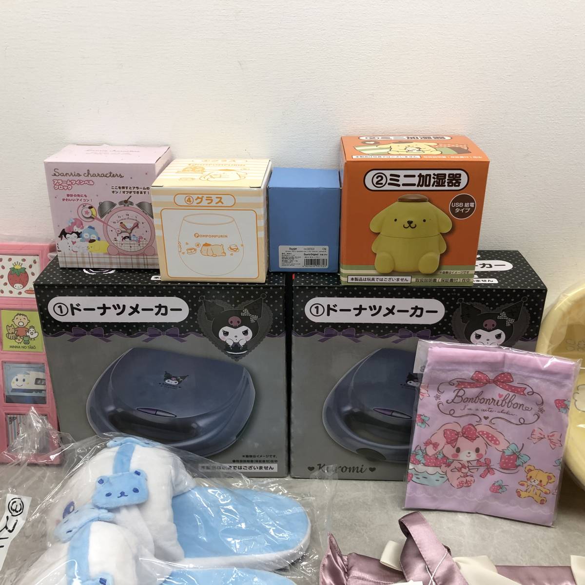 110 B) ☆1円～☆ サンリオ グッズ 雑貨 小物 まとめ / ドーナツメーカー トートバッグ ぬいぐるみ マスコット など 【同梱不可】_画像4