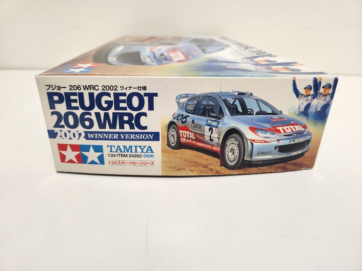 タミヤ1/24　未組立　同梱可　プジョー 206 WRC 2002 ウィナー仕様 人形2体付き　(スポーツカーシリーズNO.262)_画像4