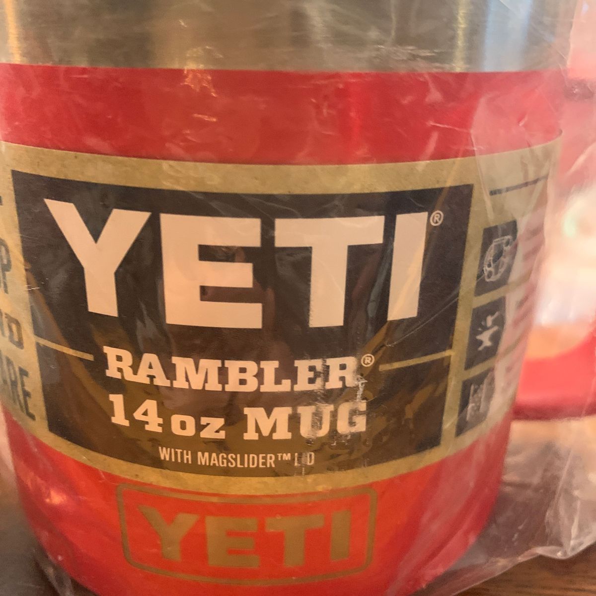 Yeti ランブラー　マグカップ ビアジョッキ ビール 大容量 14oz 赤、ノルディスクブルー　　　　　　　　　　　　　　