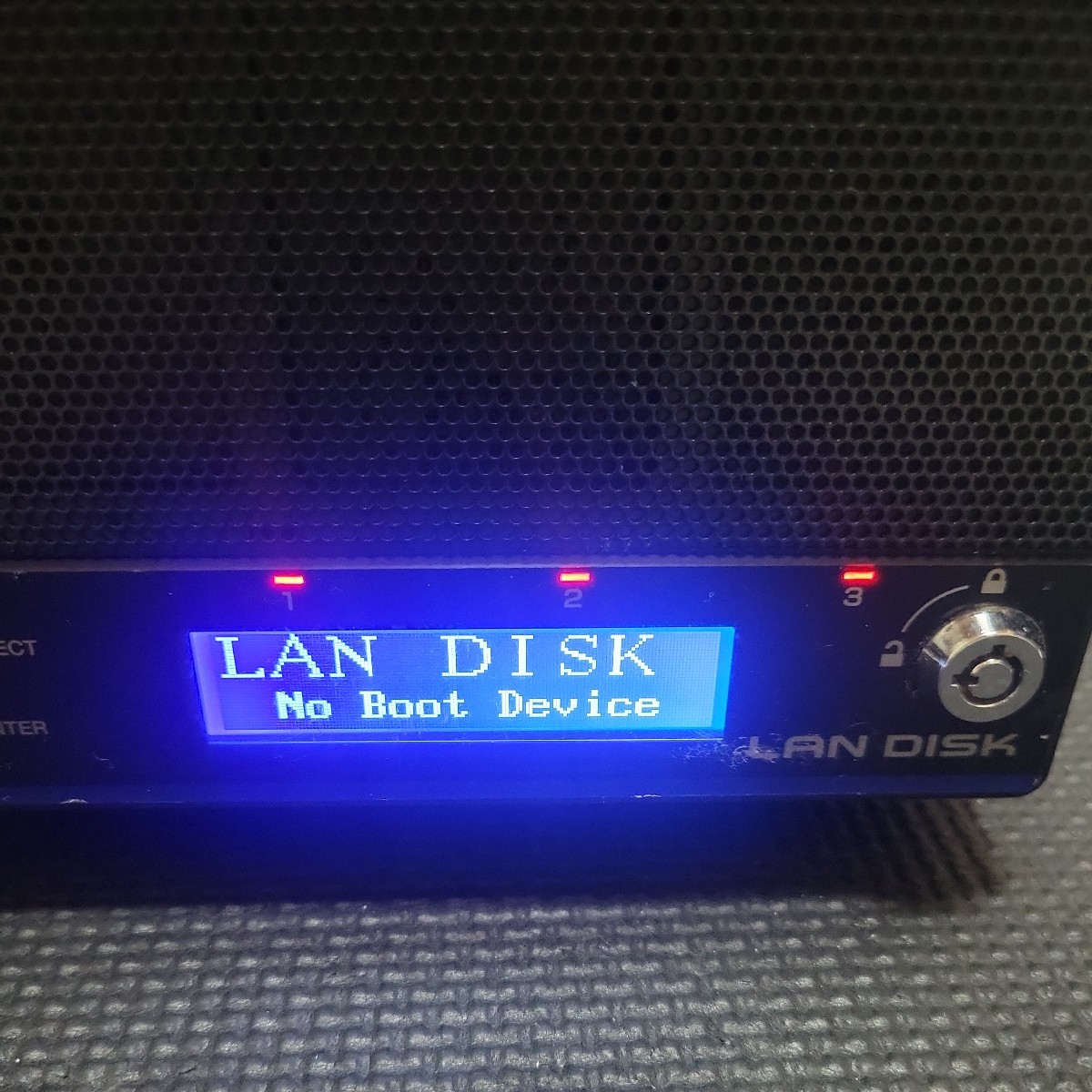 I O DATA　LAN DISK　HDL2-H2　NAS　SATA　　アイオデータ　サーバー　　①_画像2