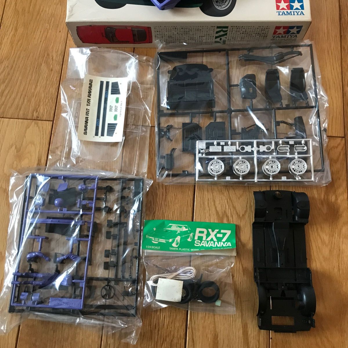 小鹿 タミヤ 当時物 未組立 1/24 マツダサバンナRX-7 スポーツ 小鹿 タミヤ 当時物 未組立 1/24 マツダサバンナRX-7 スポーツ