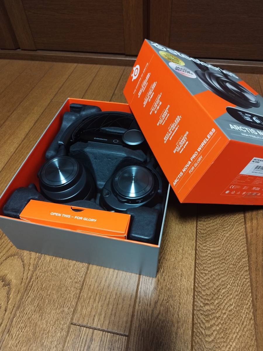 SteelSeries Arctis Nova Pro ワイヤレス【やや訳あり】_画像1