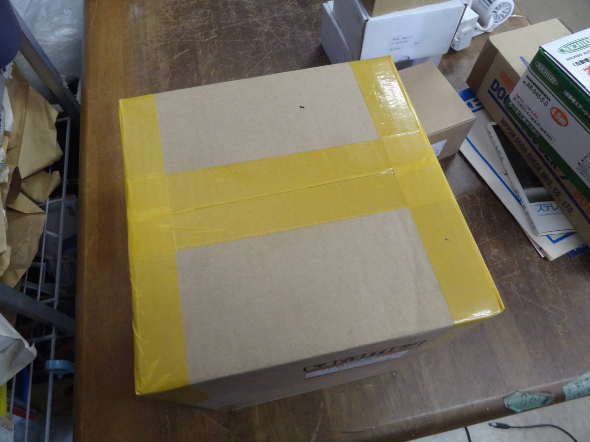未使用 azbil アズビル ECM3000F0100 コントロール モーター 未使用 azbil アズビル ECM3000F0100 コントロール モーター