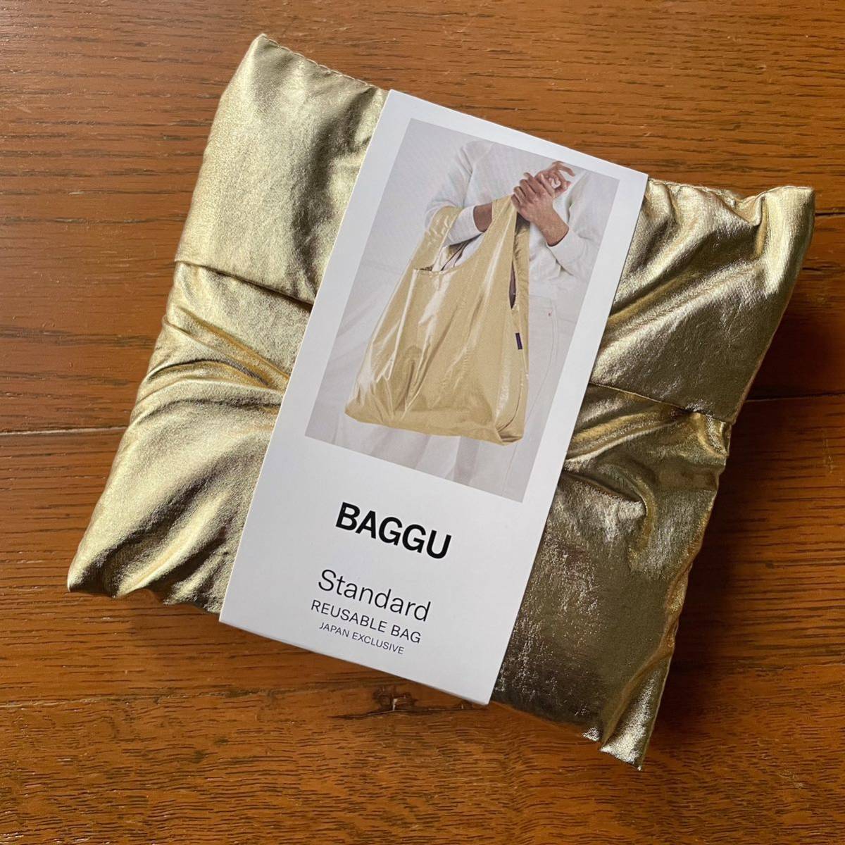 BAGGU　STANDARD BAGGU　メタリック ゴールド（日本限定）　スタンダードバグゥ　エコバッグ_画像2