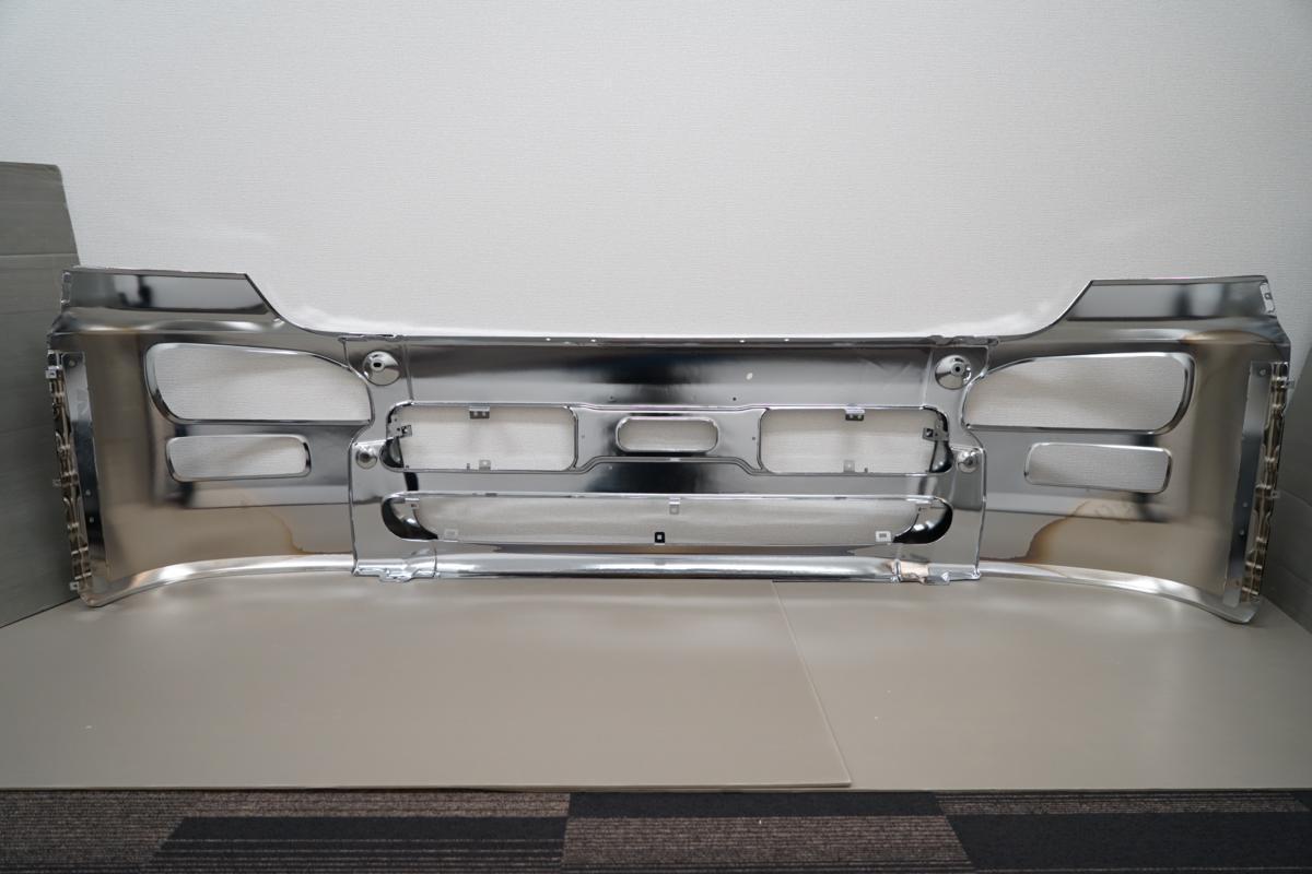  Nissan UDk on plating front bumper 3 division air dam have 