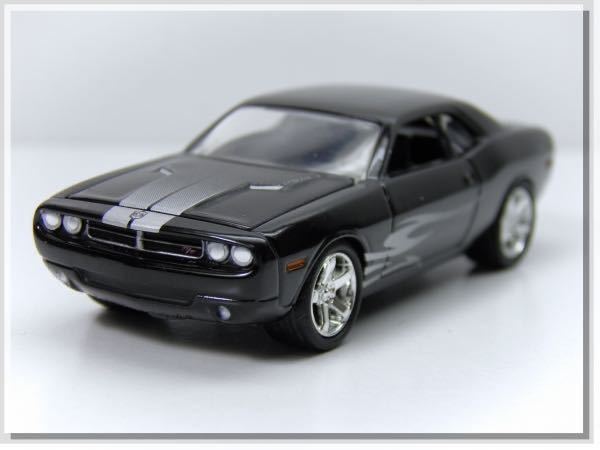 レア特注品 1500台限定 絶版品 グリーンライト greenlight 1/64 2006 Dodge Challenger Concept ダッジ チャレンジャー コンセプト_画像4