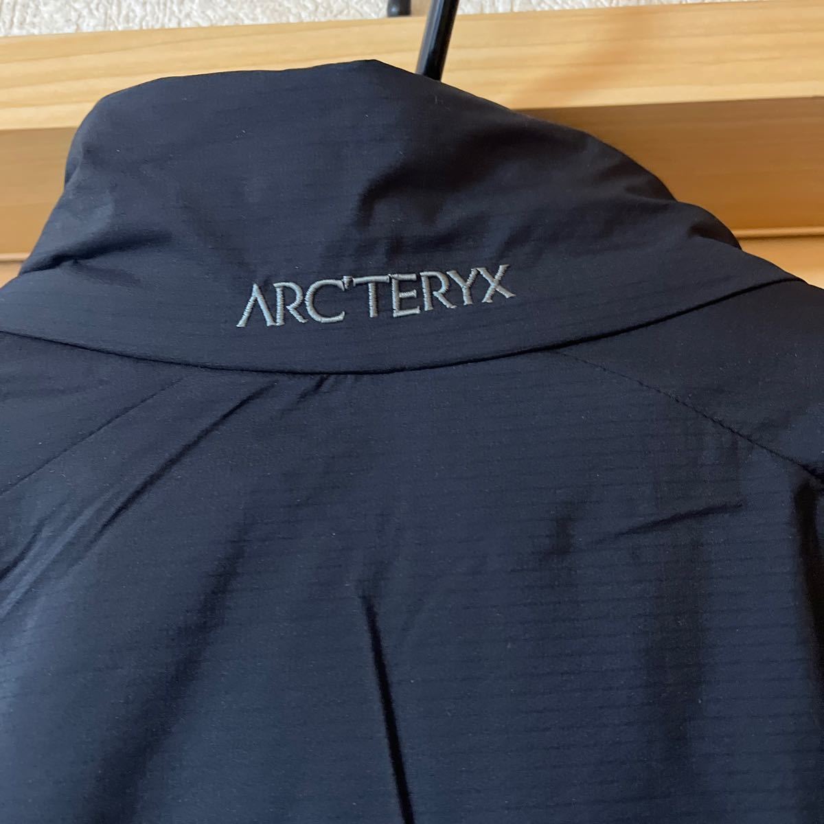 アークテリクス　ARC'TERYX 　Atom Heavyweight Jacket Men's 新品　BLACK サイズL _画像9