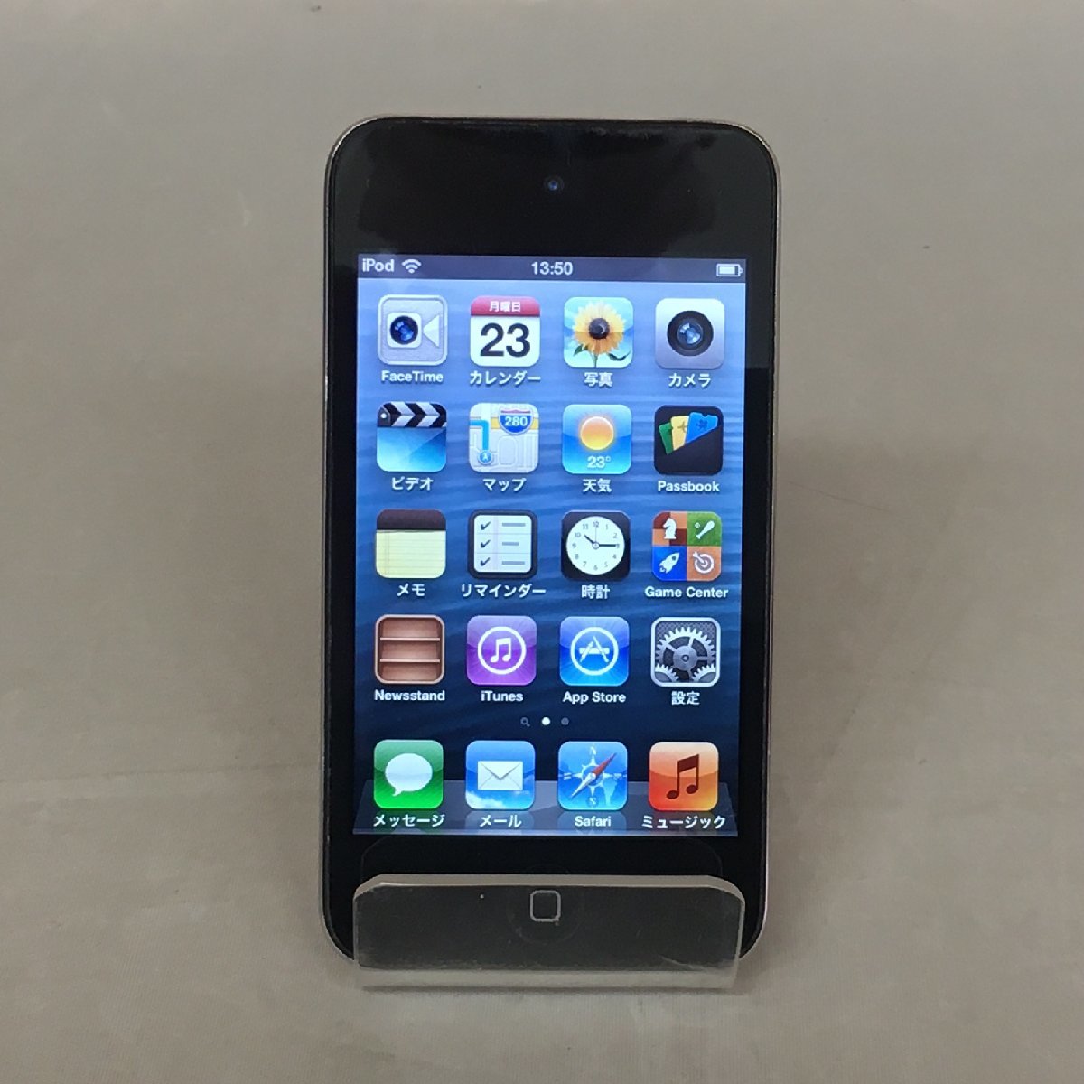 【中古品C】Apple(アップル) iPod touch 第4世代 64GB MC547J/A ※バッテリー現状品※ カラー：シルバー 本体のみ［2］ (管理番号：063109)_画像1