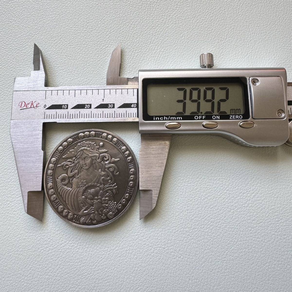 黄道十二の宮　おとめ座（Virgo）　記念メタル　アンティーク　コイン　硬貨　収納ケースあり_画像5