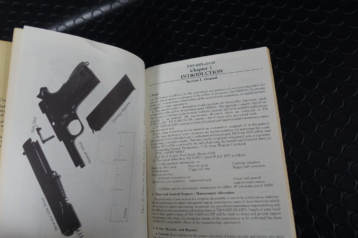 ☆PISTOL CALIBER 45 AOTOMATIC M1911A1　洋書 レター370　本・カタログ・パンフレット・分解図・取説_画像5