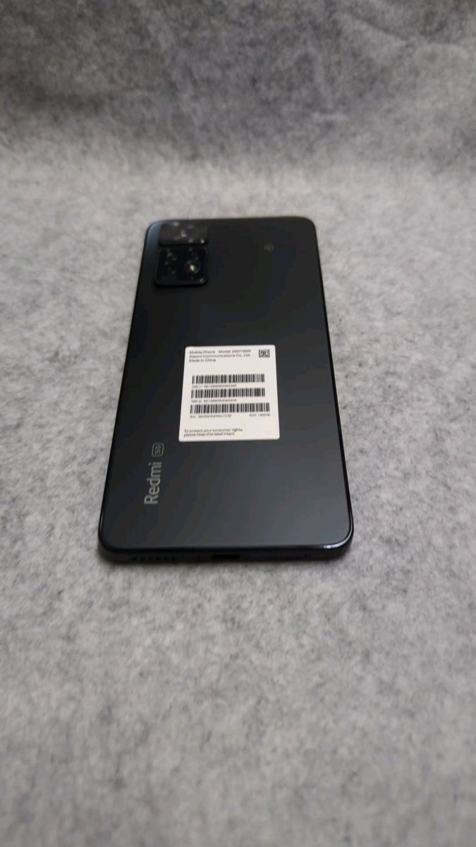 極美品 Xiomi Redmi Note 11 pro 5g 6GB 128GB グラファイト 極美品 Xiomi Redmi Note 11 pro 5g 6GB 128GB グラファイト