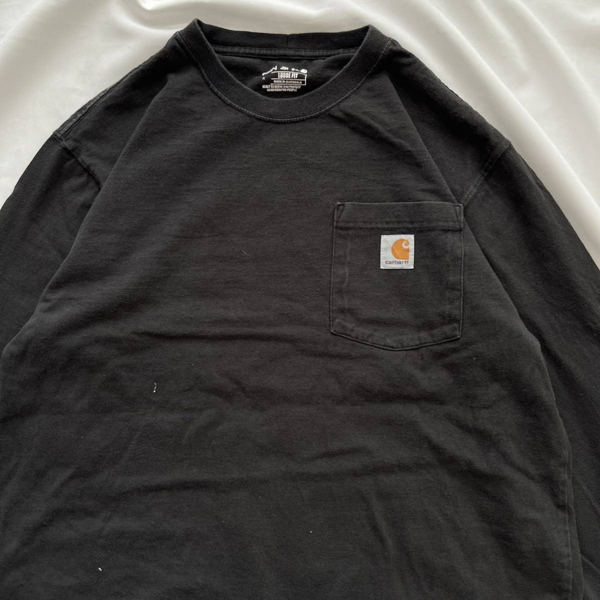 カーハート carhartt 長袖 ポケットロングTシャツ 黒 ブラック Mサイズ BLK 刺繍ロゴ 送料込 Pocket ロンT 古着_画像2