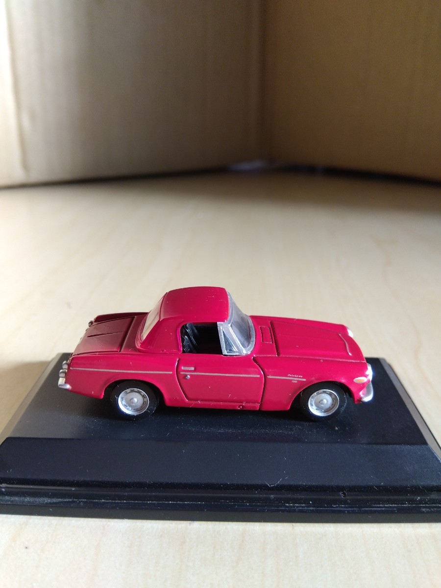 ☆　REAL-X NISSAN　フェアレディZ 2000 SR311ダットサン 1/72 ミニカー　DATSUN　　_画像3