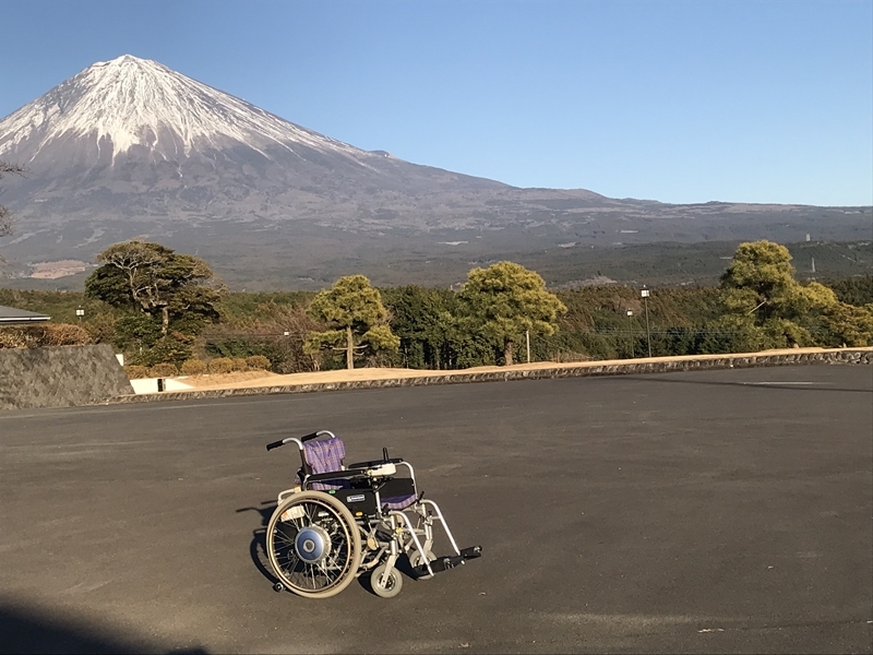 ★送料込み★ 電動車椅子 YAMAHAユニット搭載 カワムラサイクル自走式 軽量折り畳み ★全国発送します★_画像7