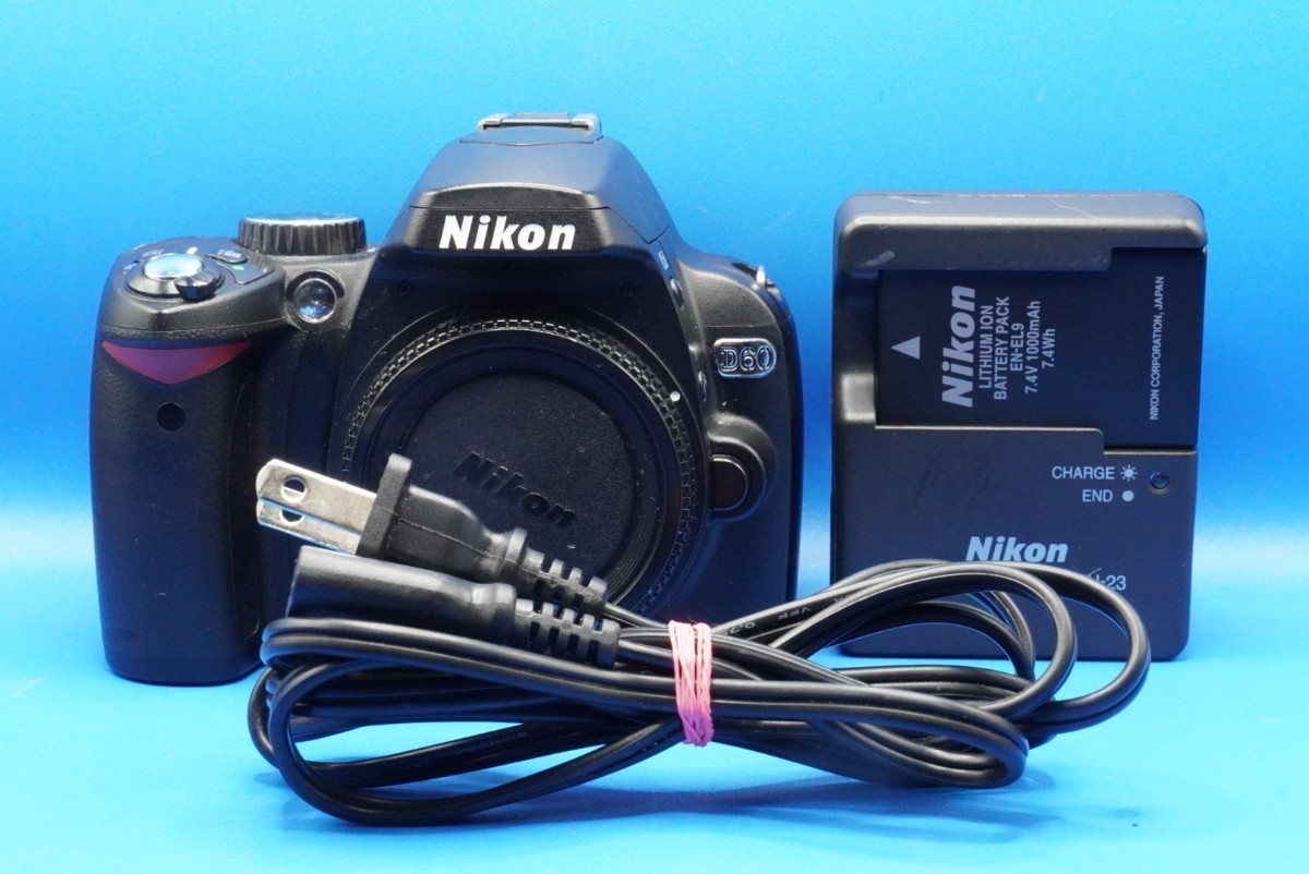 ニコン デジタル一眼レフカメラ D60(NIKON D60) 動作確認済品 バッテリー,ボディキャップ,充電器付属_画像1