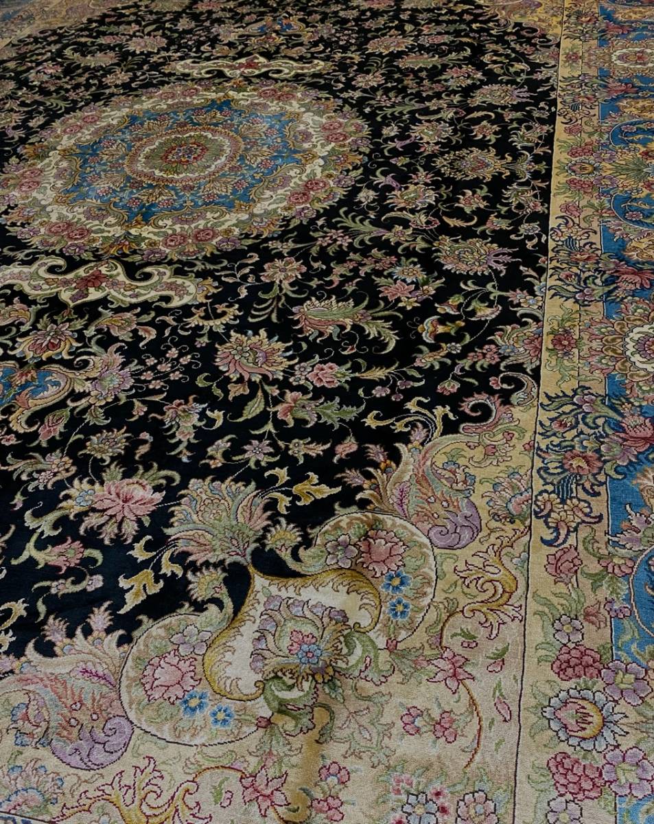 百貨店展示品　大判　シルク100％ 100万ノット　イラン産　最高峰　手織り 高級ペルシャ絨毯 181×272cm #2_画像3