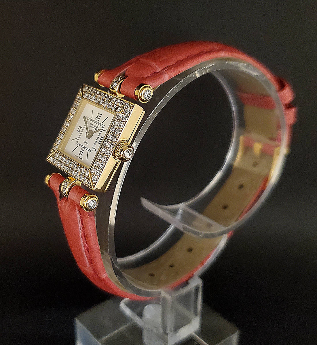 VanCleef＆Arpels ヴァンクリーフ＆アーペル 腕時計　K18YG スクエアベゼル 純正2重ダイヤ レディース _画像2