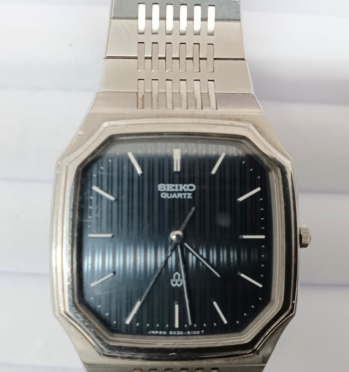 SEIKO セイコー 6030-5080 黒文字盤 シルバー スクエア クオーツ SEIKO セイコー 6030-5080 黒文字盤 シルバー スクエア クオーツ