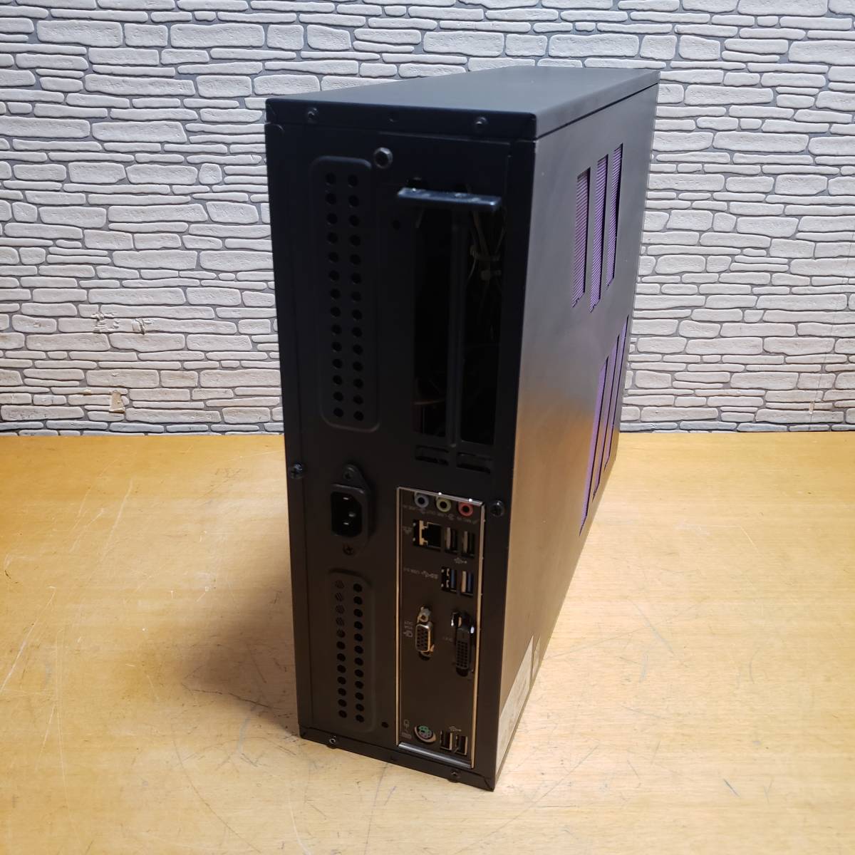 マウス G-TUNE LG-I761621SG95X-ZB マザーボード電源DVD付属ケース_画像2