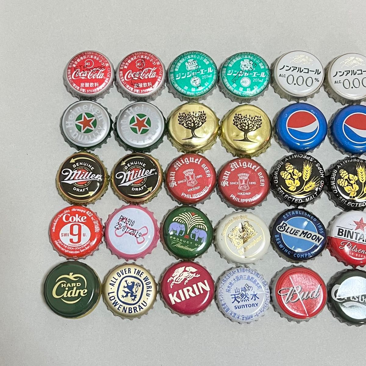 ビール瓶の蓋 50個 まとめ売り 海外 日本 クラフトビール ハンドメイド商材 セット 匿名配送