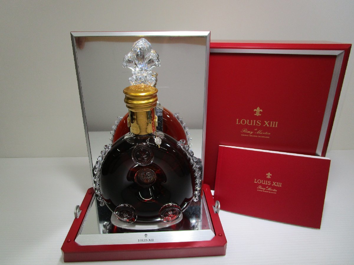 レミーマルタン ルイ13世 金キャップ バカラ 700ml REMY MARTIN LOUIS XIII コニャックブランデー 未開栓 古酒 ケース・替栓・冊子/C20162_画像1