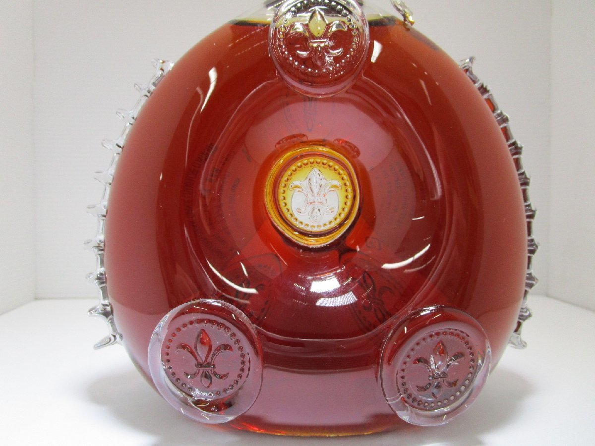 レミーマルタン ルイ13世 金キャップ バカラ 700ml REMY MARTIN LOUIS XIII コニャックブランデー 未開栓 古酒 ケース・替栓・冊子/C20162_画像2