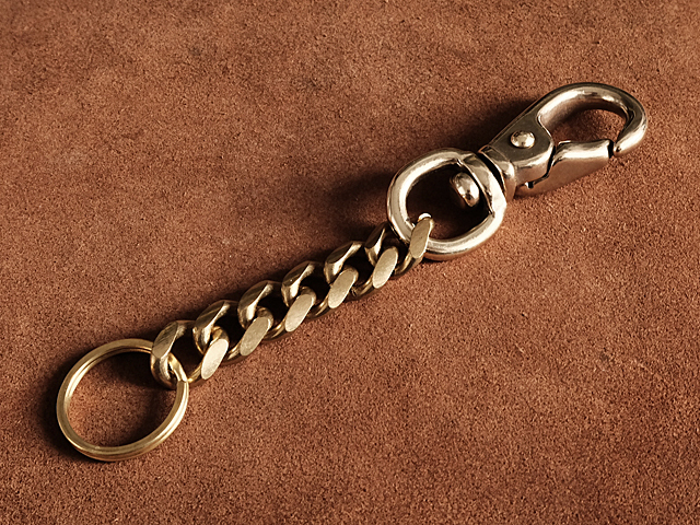  brass flat chain +na ska n key holder ( pushed .na ska n) brass belt loop brass. key ring wallet chain 