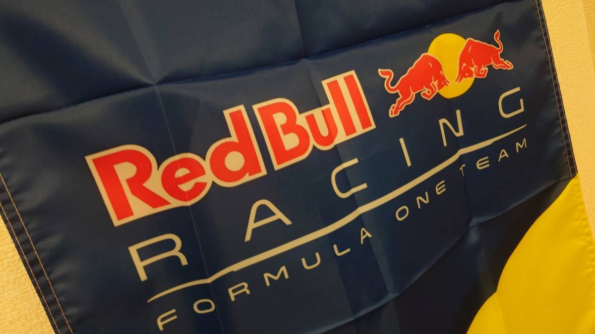 RedBull レッドブル フラッグ タペストリー縦　ブルー　新品未使用_画像3