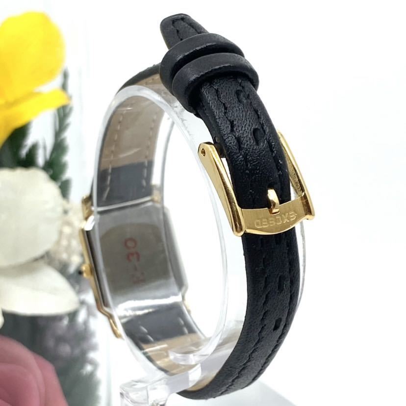CITIZEN EXCEED 腕時計 バーインデックス クォーツ quartz 3針 ラメベゼル ゴールド ブラック 金 黒 シチズン エクシード D94の画像4