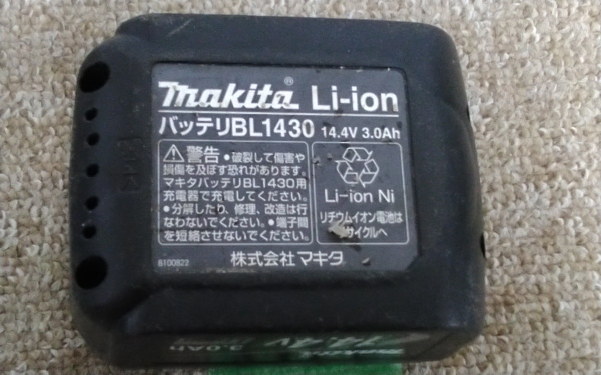 7365 ジャンク品送料520円 マキタ 14.4v 純正品 リチウムイオンバッテリ BL1430 makita Li-ion バッテリー 電動工具 ツール_画像6