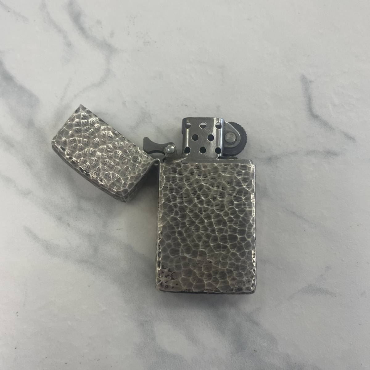 1スタ【着火未確認】zippo ジッポー STERLING SILVER ハンマートーン スターリングシルバー 2004 中古_画像8