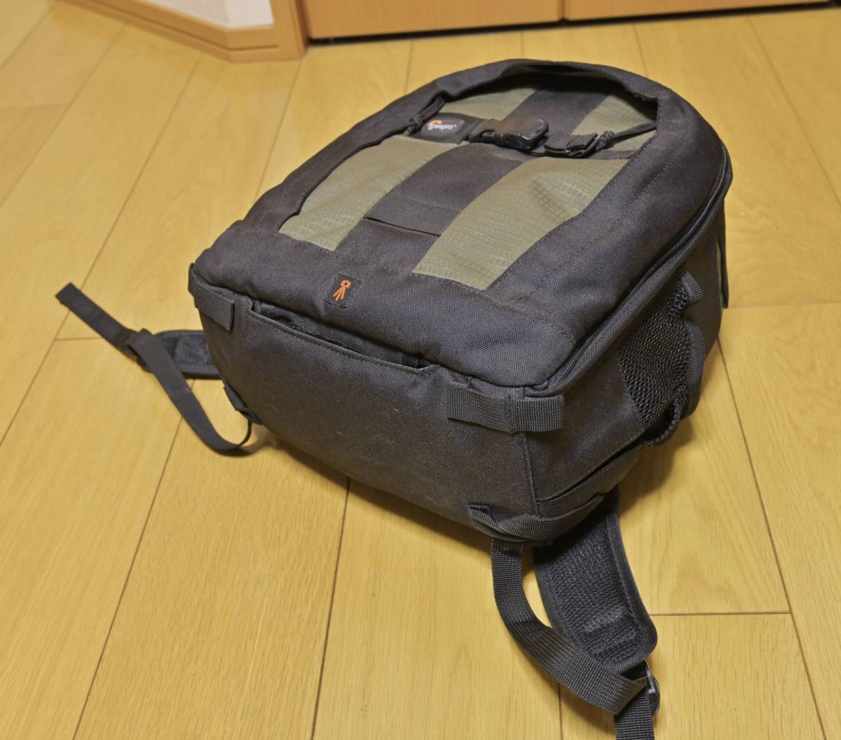 ロープロLOWEPRO Pro runner 200AW パイングリーン_画像6