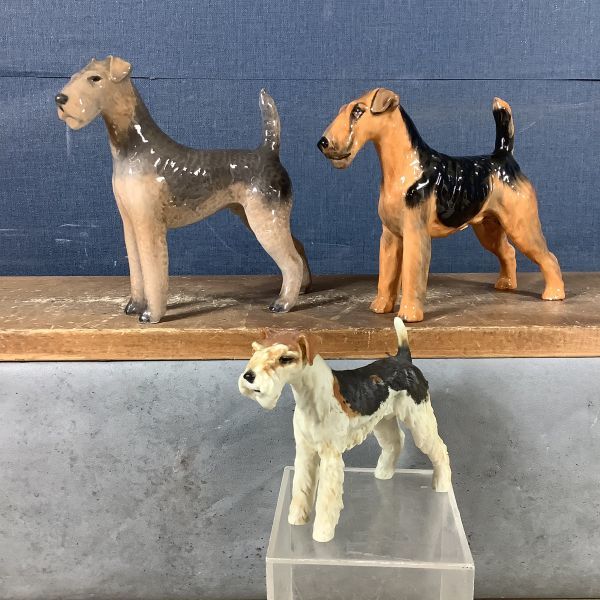 A1052 陶器製. 犬の置物. ロイヤルコペンハーゲン. ロイヤルドルトン_画像1