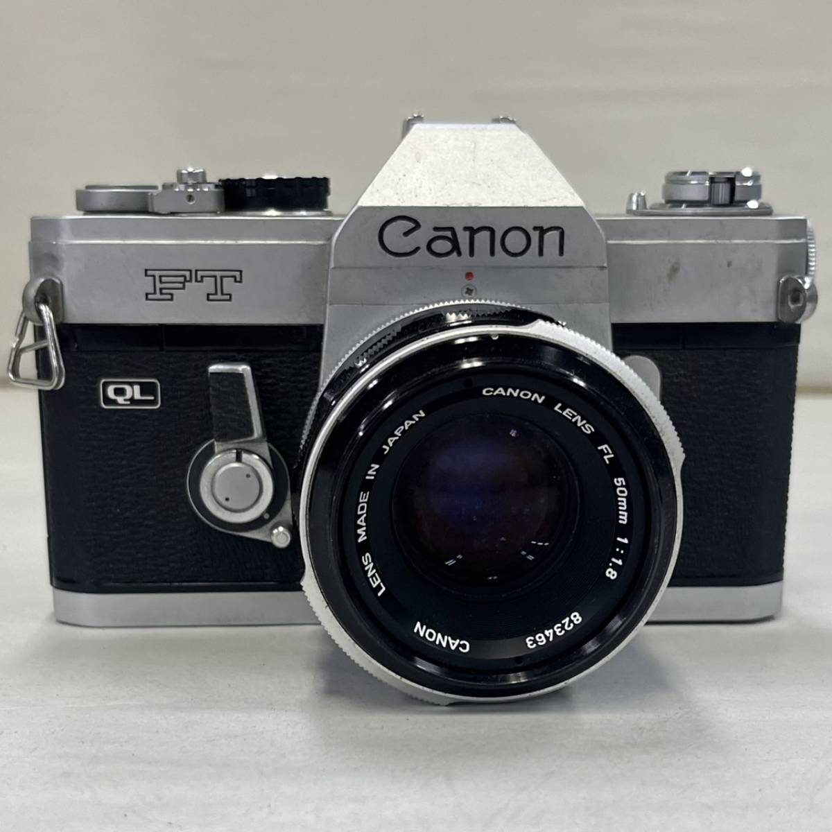 E6062(021)-630/OS3000　フィルムカメラ　Canon　キャノン　50㎜　1:1.8　レンズ　135㎜　1:2.5_画像2