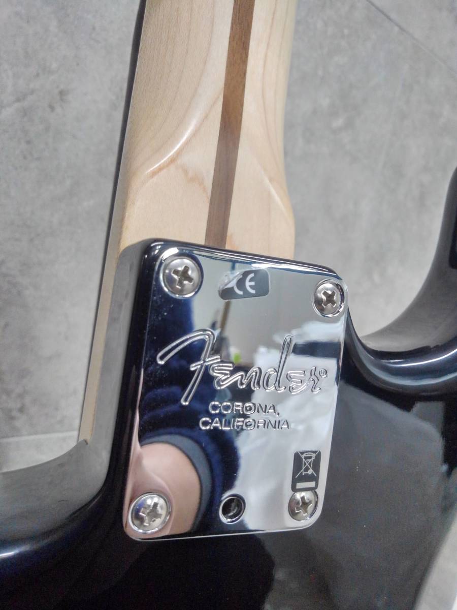 H14847(014)-813/MM100000　Fender Eric Clapton Stratocaster Blackie エリック・クラプトンモデル ハードケース付属_画像8