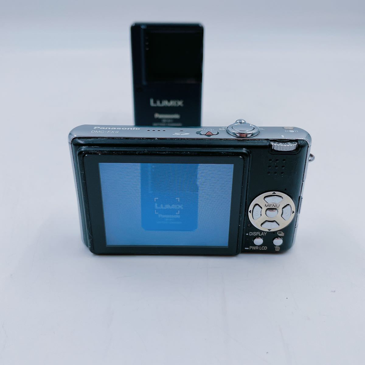 1A029 Panasonic パナソニック デジカメ LUMIX DMC-FX9 充電器付 コンパクトデジタルカメラ ルミックス _画像9